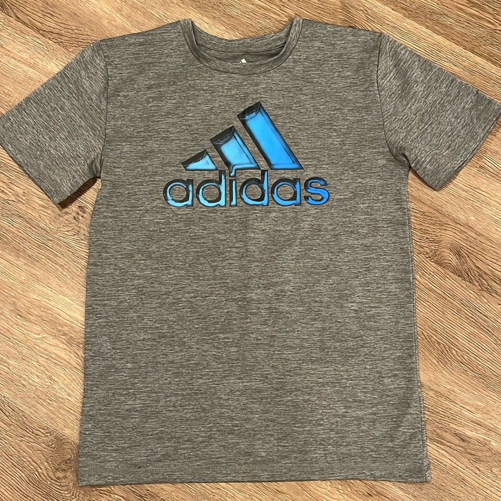 Boys Adidas Climacool Shirt Medium 10/12